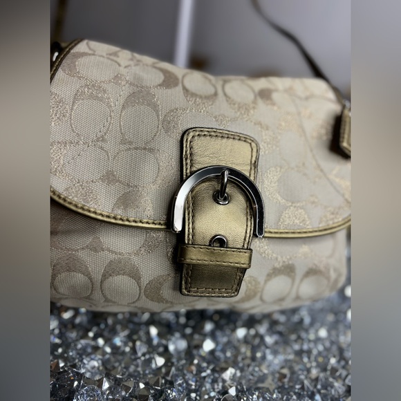 Coach Soho signature C jacquard crossbody bag with gold leather trim EUC - Picture 3 of 12